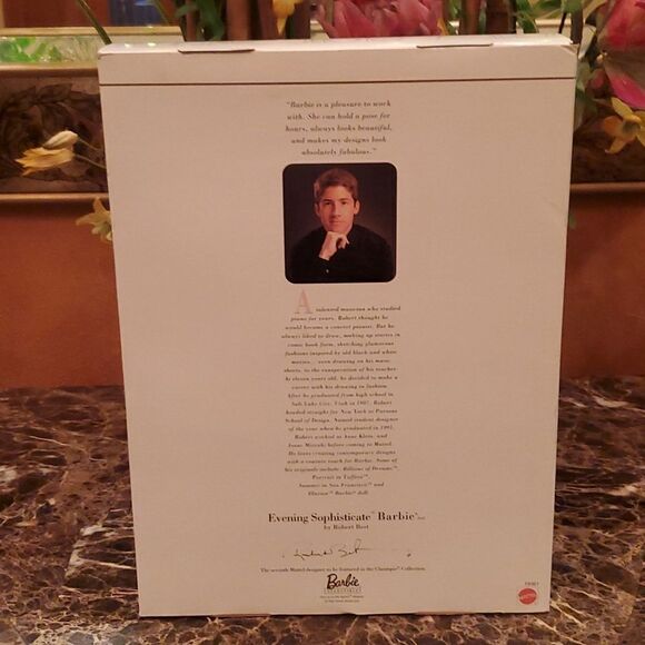 BARBIE "EVENING SOPHISTICATE" By Robert Best - Picture 4 of 7